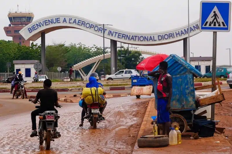 Niger Airport Attack Sparks Manhunt After 11 Soldiers, 2 Civilians Killed