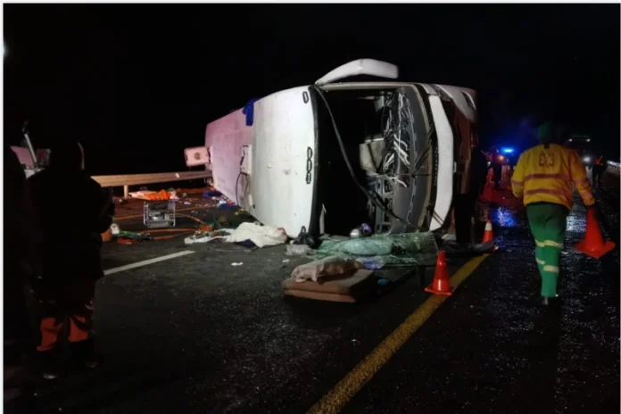 Free State Bus Crash Kills 12 Including Five Children on South Africa's N1