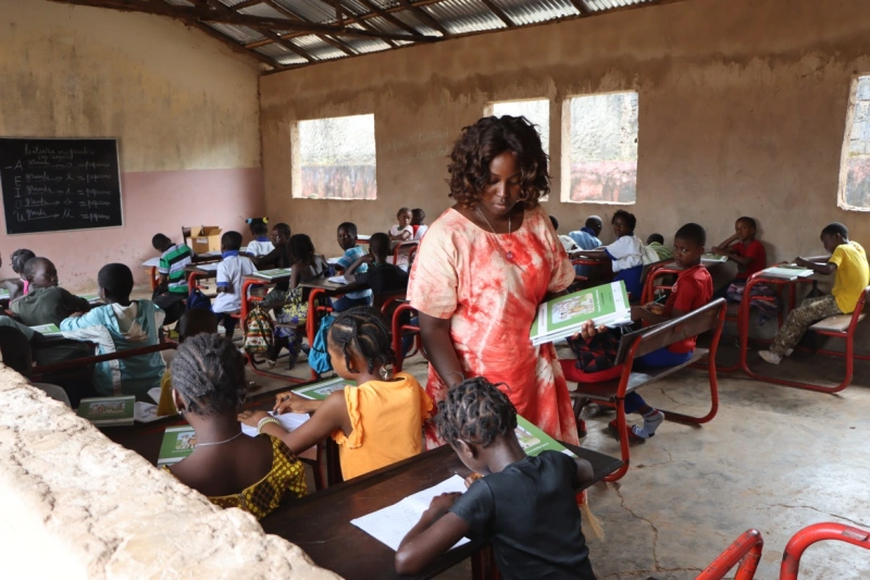 Guinea education funding deal: €150m for 400 schools and 3,000 classrooms