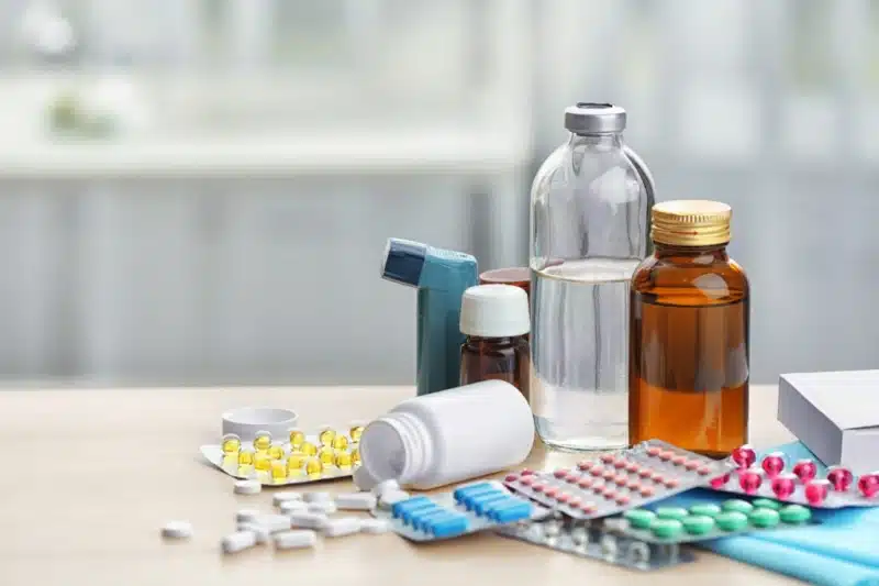 Medicine theft in Mozambique: more than 50 health workers expelled, but who is buying the stolen drugs?