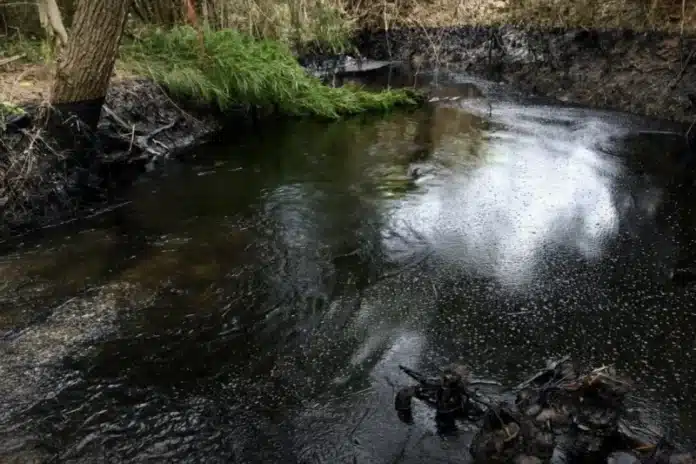 Niger oil well blowout still not fully contained at Agadem